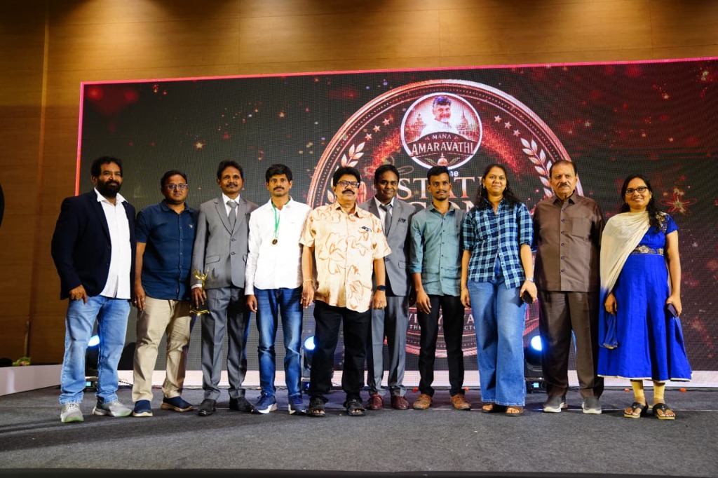 Mana Amaravathi State Icons Award